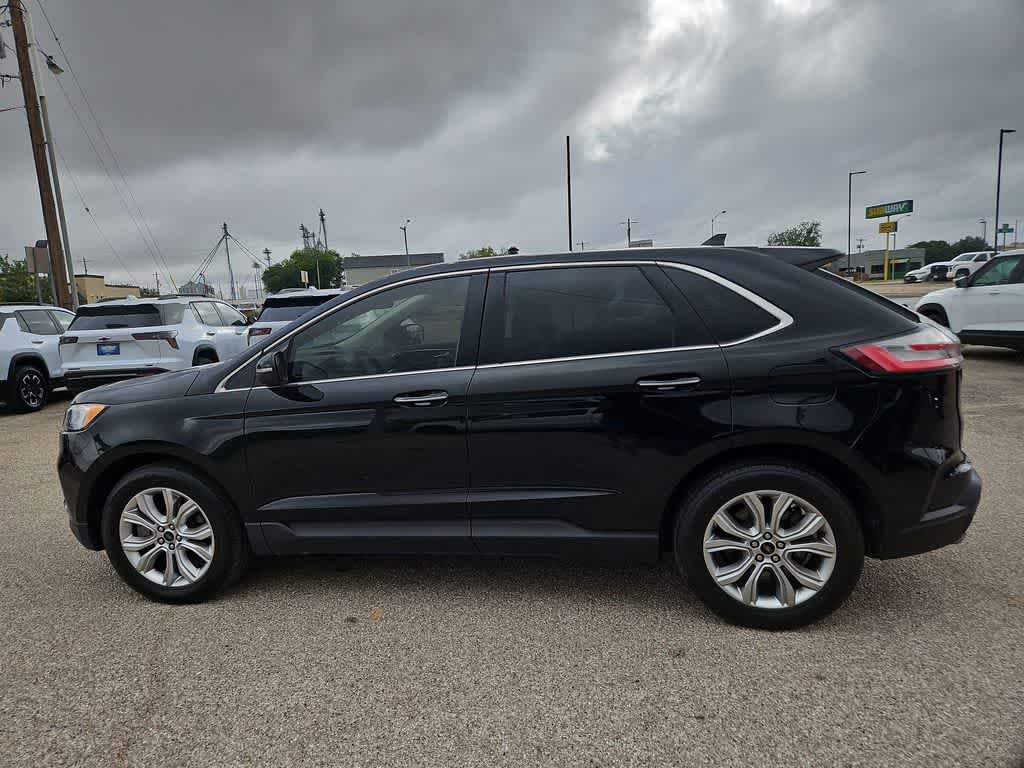 2023 Ford Edge — detail view