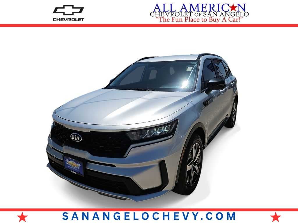 2021 Kia Sorento S in Sil/Silver — front three-quarter view
