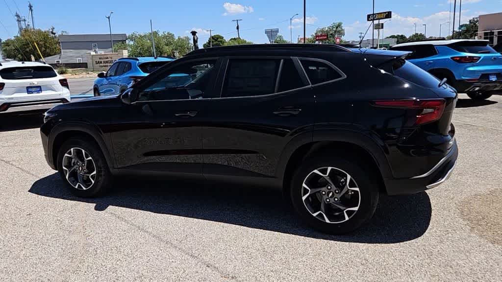 2025 Chevrolet Trax — detail view